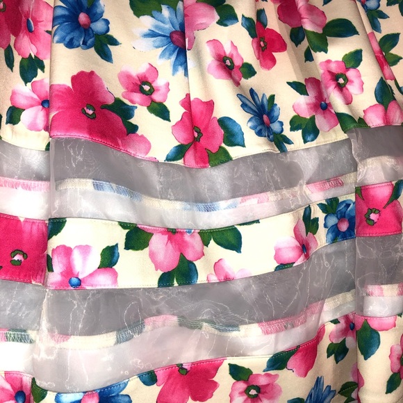 do & be floral maxi skirt and crop top set S - Picture 4 of 10